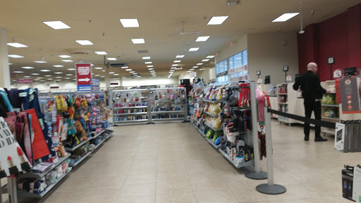 Clothing Store «Burlington Coat Factory», reviews and photos, 1716 Jantzen Beach Center, Portland, OR 97217, USA