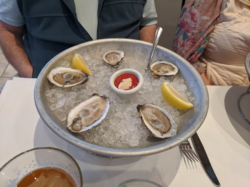 Italian Restaurant «Trattoria Express», reviews and photos, 3 Wake Robin Rd, Lincoln, RI 02865, USA