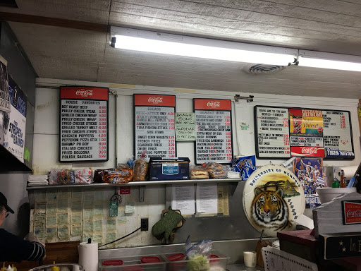 Grocery Store «Shelby Forest General Store», reviews and photos, 7729 Benjestown Rd, Millington, TN 38053, USA