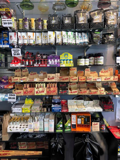 Tobacco Shop «The Pipe King Smoke Shop and Vape Store», reviews and photos, 655 S Main St #205, Orange, CA 92868, USA