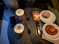 Plats et boissons du Restaurant servant le petit-déjeuner Starbucks à Marseille - n°12