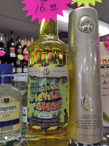 Liquor Store «Starting Gate Liquors/Finish Line Packaged Liquors», reviews and photos, 3470 Fort Meade Rd, Laurel, MD 20724, USA