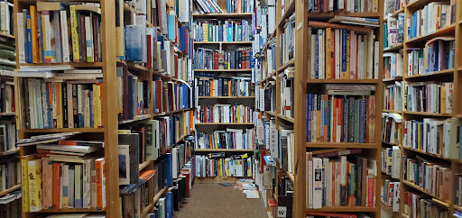 Used Book Store «Tacoma Book Center», reviews and photos, 324 E 26th St, Tacoma, WA 98421, USA