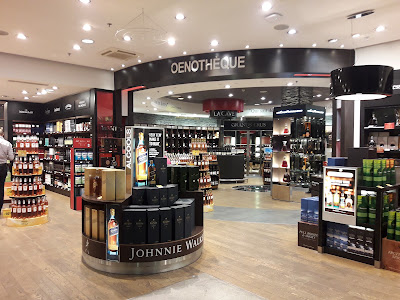 DUTY FREE CDG Terminal 2AC - Alcool, Tabac, Gastronomie, Beauté et Mode (BuY PARIS DUTY FREE) à Roissy-en-France