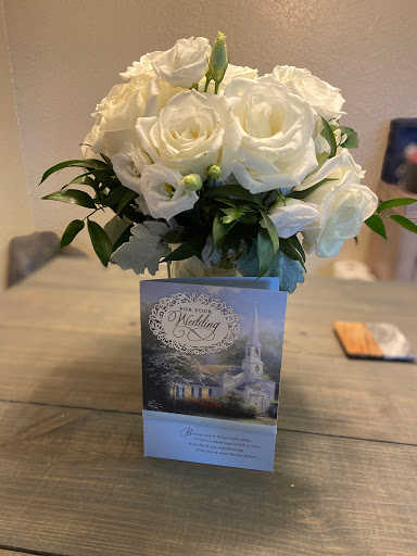 Florist «Lindvall Florist Inc.», reviews and photos, 29 N 10th St, Haines City, FL 33844, USA