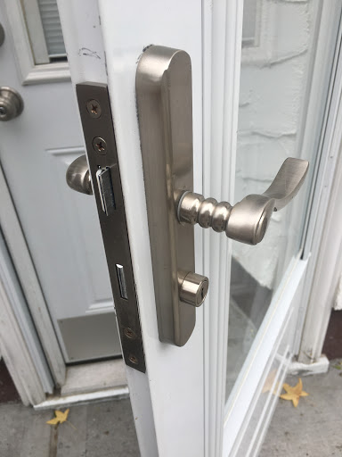 Locksmith «Always Ready Locksmith», reviews and photos, 71-22 164th St #1, Fresh Meadows, NY 11365, USA