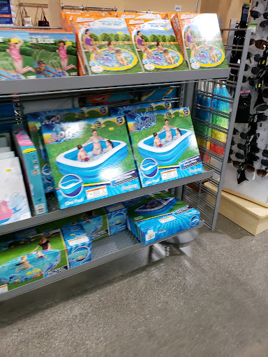 Thrift Store «Goodwill Retail Store and Donation Center», reviews and photos