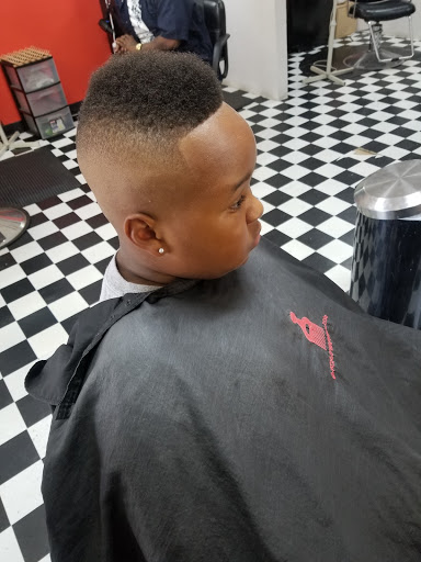 Barber Shop «New Cuts Barber Shop», reviews and photos, 2800 E Illinois Ave, Dallas, TX 75216, USA