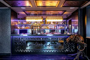 Carlton Lounge Kingsbury (Indian Restaurant/Takeaway/Bar/Banqueting) image