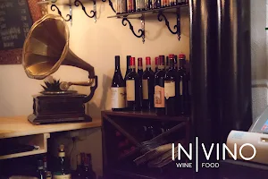 invino wine food image