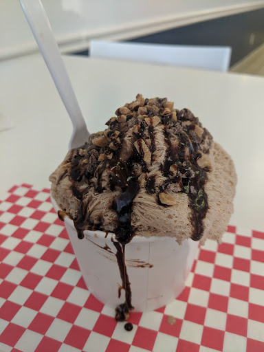 Ice Cream Shop «Snow Zone - Frozen Cotton Candy», reviews and photos, 5212 Cottage Hill Rd d, Mobile, AL 36609, USA