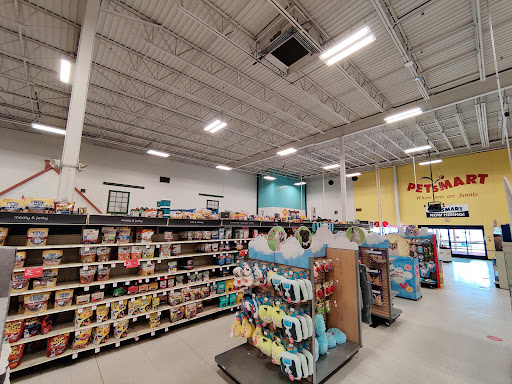 Pet Supply Store «PetSmart», reviews and photos, 1100 W 78th St, Richfield, MN 55423, USA