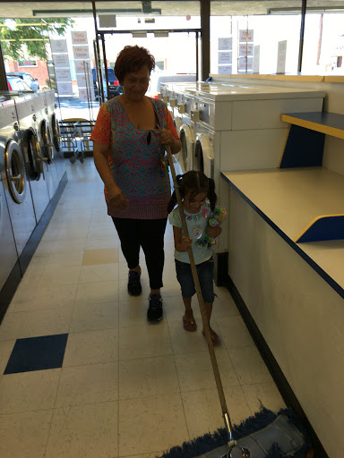 Laundromat «San Gabriel Laundry», reviews and photos, 305 S San Gabriel Blvd, San Gabriel, CA 91776, USA