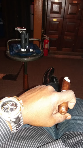 Cigar Shop «2nd Street Cigar Lounge and Gallery», reviews and photos, 124 W 2nd St, Los Angeles, CA 90012, USA