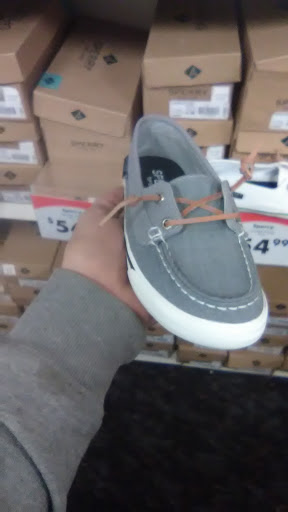 Shoe Store «Shoe Carnival», reviews and photos, 11772 W 95th St, Overland Park, KS 66214, USA