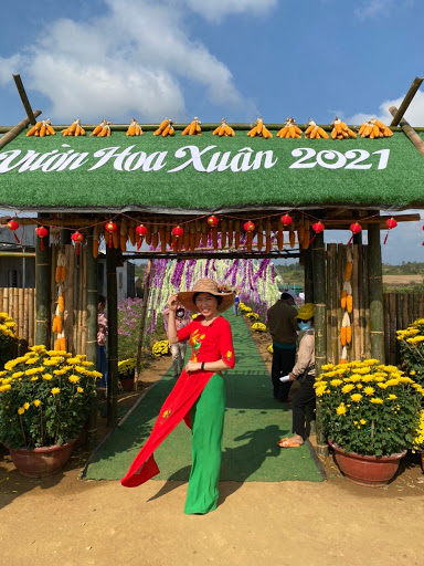 Vườn hoa Minh Tày