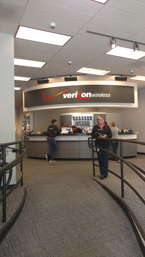 Cell Phone Store «Verizon», reviews and photos, 110 Cooper St #100-A, Santa Cruz, CA 95060, USA
