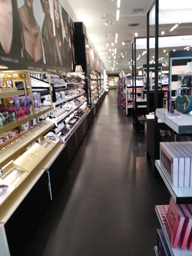 Cosmetics Store «SEPHORA», reviews and photos, 1244 3rd St, Santa Monica, CA 90401, USA