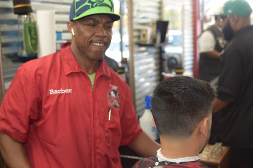 Barber Shop «Trimmers & Shears Barber Shop», reviews and photos, 2324 E Little Creek Rd, Norfolk, VA 23518, USA