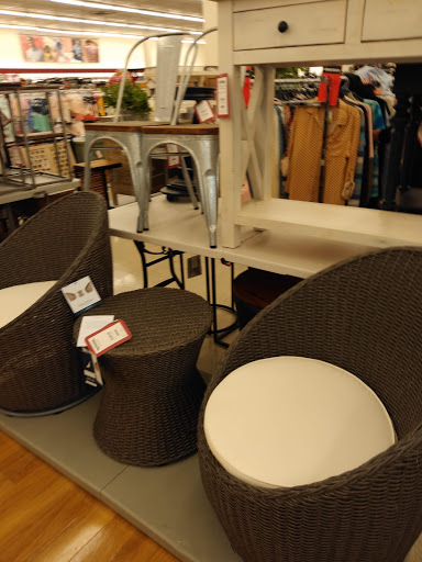 Department Store «T.J. Maxx», reviews and photos, 7555 W Hillsborough Ave, Tampa, FL 33615, USA