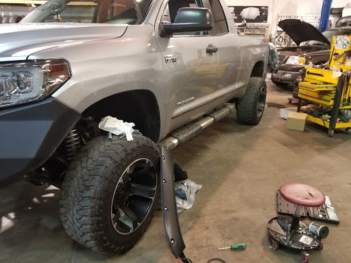 Trailer Hitch Supplier «Mid-night Automotive», reviews and photos, 817 Douglas Ave, Redwood City, CA 94063, USA