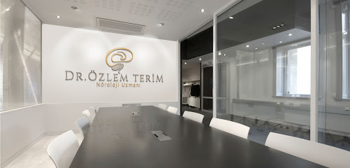 Uzm.Dr. Özlem Terim - İzmir Nöroloji Doktoru