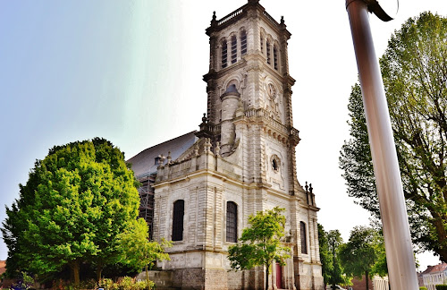 attractions Église catholique Saint-Martin à Carvin Carvin