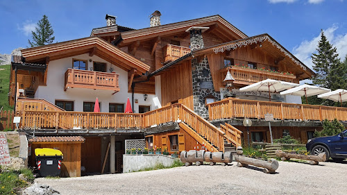 Albergo Miralago à Soraga di Fassa