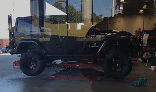 Tire Shop «Discount Tire Store - Woodstock, GA», reviews and photos, 160 Woodstock Square Ave, Woodstock, GA 30189, USA