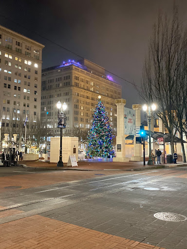 Shopping Mall «Pioneer Place», reviews and photos, 700 SW 5th Ave, Portland, OR 97204, USA