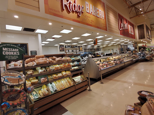 Grocery Store «Lowes Foods of Leland», reviews and photos, 1152 East Cutlar Crossing, Leland, NC 28451, USA