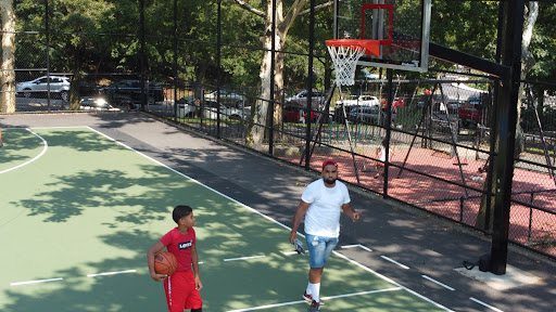 Community Center «Kingsbridge Heights Community Center», reviews and photos, 3101 Kingsbridge Terrace, Bronx, NY 10463, USA