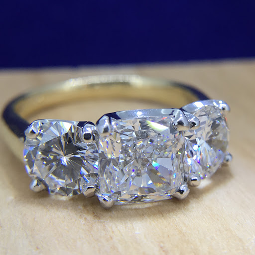 Jewelry Store «Henry C Reid & Son», reviews and photos, 1591 Post Rd, Fairfield, CT 06824, USA