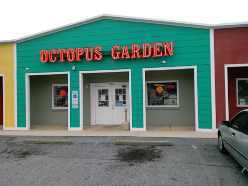 Tobacco Shop «The Octopus Garden Smoke Shop», reviews and photos, 2000 Spartanburg Hwy, Hendersonville, NC 28792, USA