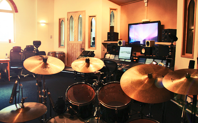 Reviews of The Chapel Studios in London - Music store