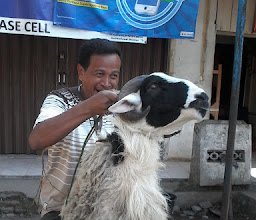 Sate Kambing Muda Pak Suti photo