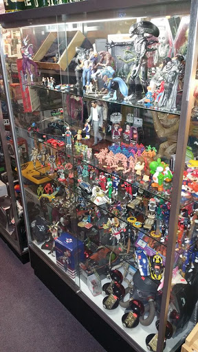 Collectibles Store «Makes Cents Variety Store», reviews and photos, 5027 W Howard Ave, Milwaukee, WI 53220, USA