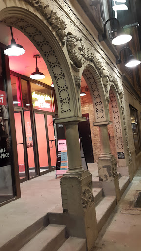 Shopping Mall «Pipers Alley Mall», reviews and photos, 210 W North Ave, Chicago, IL 60610, USA