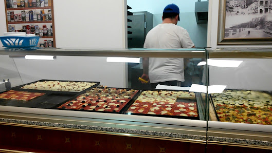 Pizzeria Folino Via Ruffo, 88900 Crotone KR, Italia
