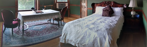 Lodging «D.H.Burrell Overlook Mansion», reviews and photos, 55 Douglas St, Little Falls, NY 13365, USA