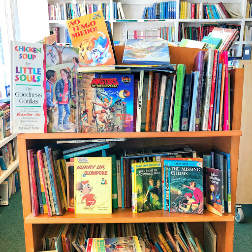 Used Book Store «Harts Haven», reviews and photos, 950 N Van Ness Ave, Fresno, CA 93728, USA