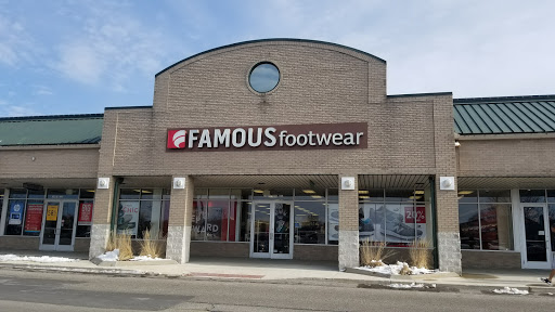 Famous Footwear, 16001 Ford Rd, Dearborn, MI 48126, USA, 