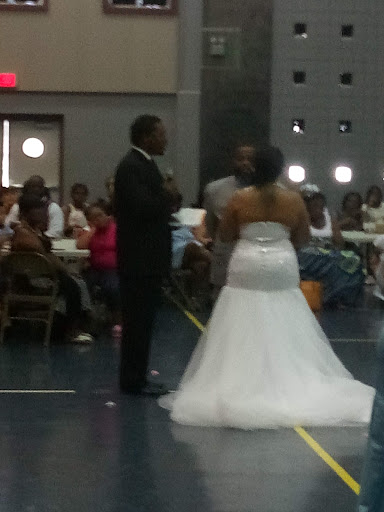 Beauty Supply Store «Iman Beauty Supply», reviews and photos, 1215 NW Evangeline Throughway, Lafayette, LA 70501, USA