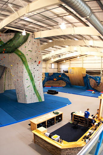 Rock Climbing Gym «Central Rock Gym», reviews and photos, 259 Eastern Blvd, Glastonbury, CT 06033, USA