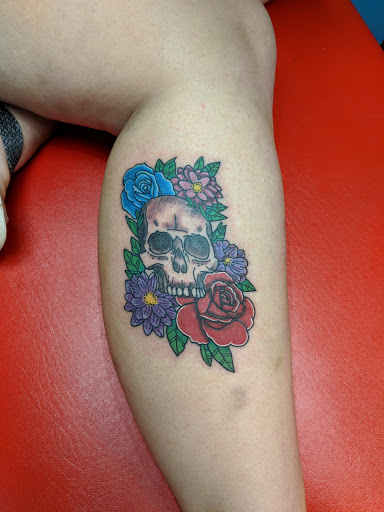 Tattoo Shop «Alternative Tattoo», reviews and photos, 613 Hilltop Rd, Curtis Bay, MD 21226, USA