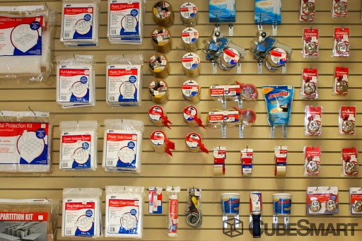 Self-Storage Facility «CubeSmart Self Storage», reviews and photos, 6104 Allentown Rd, Camp Springs, MD 20746, USA