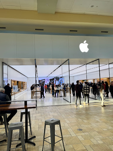 Computer Store «Apple Smith Haven», reviews and photos, 518 Smith Haven Mall, Lake Grove, NY 11755, USA