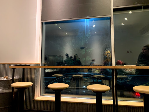 Mexican Restaurant «Chipotle Mexican Grill», reviews and photos, 93 Turnpike St, North Andover, MA 01845, USA