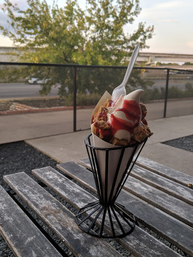Ice Cream Shop «Cow Tipping Creamery», reviews and photos, 4715 S Lamar Blvd, Austin, TX 78745, USA