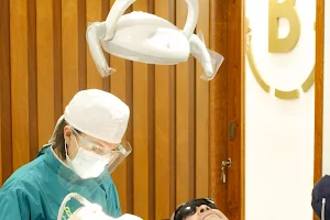 Clinica Dental Bambú image